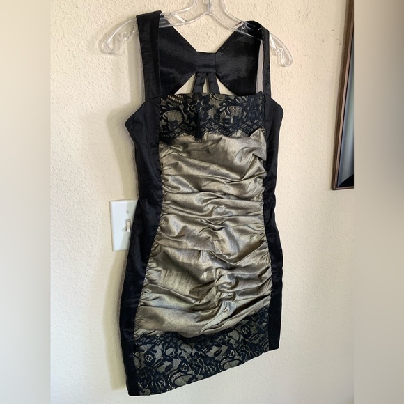 Jessica McClintock Ruched Front Cocktail Dress - Picture 7 of 17